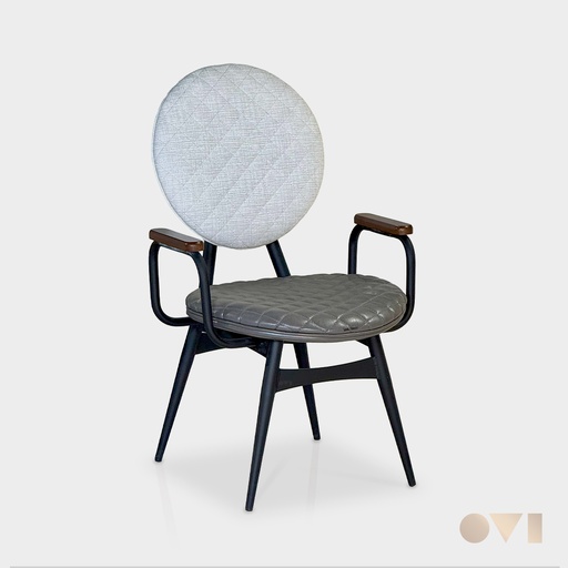 [LMI02] لومي | كرسي بذراعين